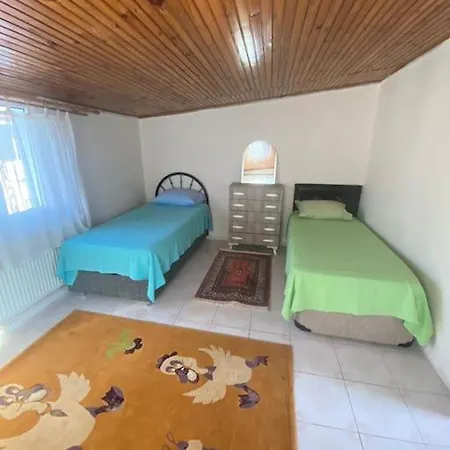 In بيت للعطل كوشاداسيه